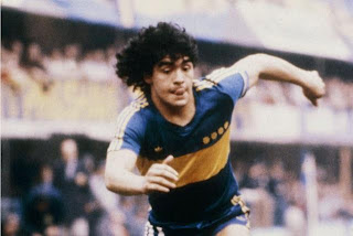 Maradona là ai?