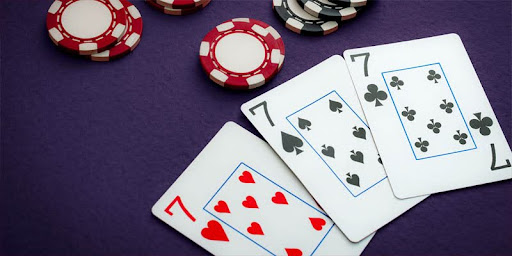 Cách chơi bài Poker thắng lớn tại 009 Casino